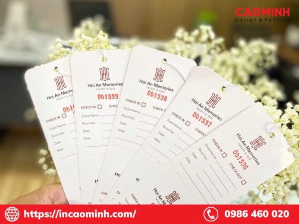 thẻ treo hành lý khách sạn